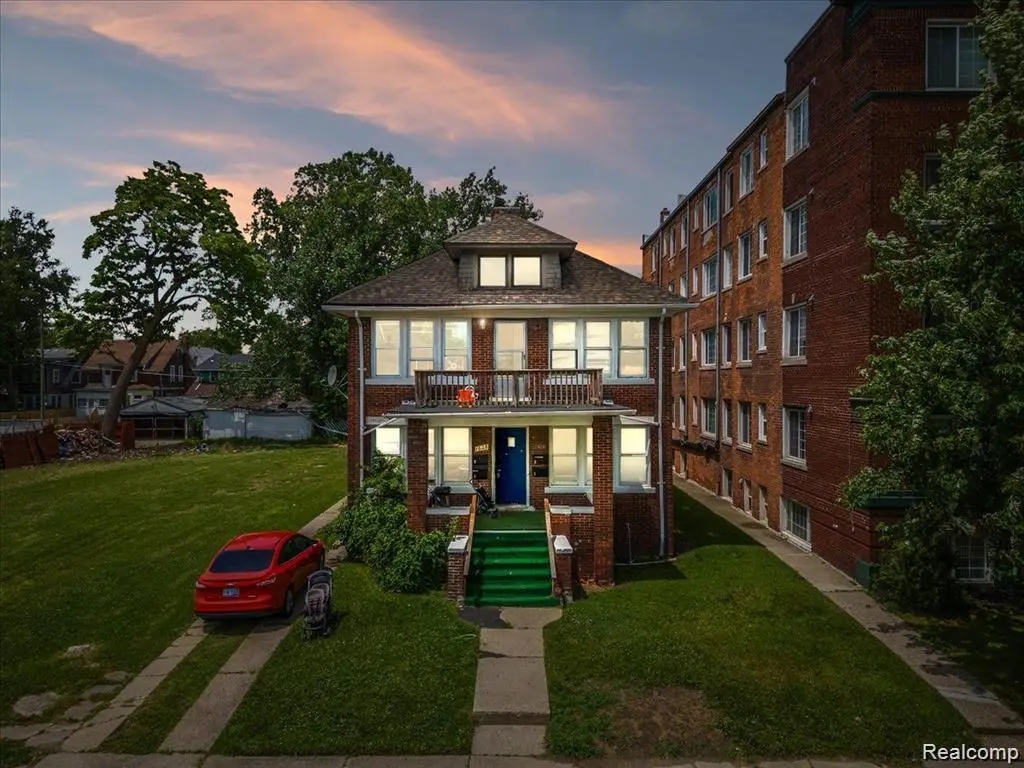1626 Gladstone, Detroit, MI 48206 - #1