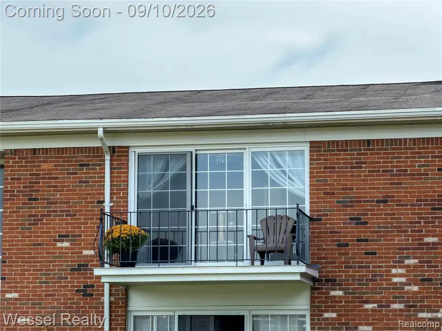 508 Fox Hills #A7, Bloomfield Hills, MI 48304 - #2
