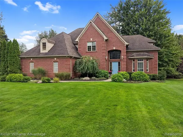 2459 Overbrook, Highland, MI 48357