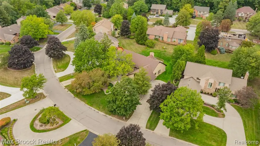 4418 Pinehurst, West Bloomfield, MI 48322 - #3