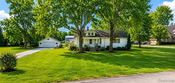 34480 Armada Ridge, Richmond, MI 48062