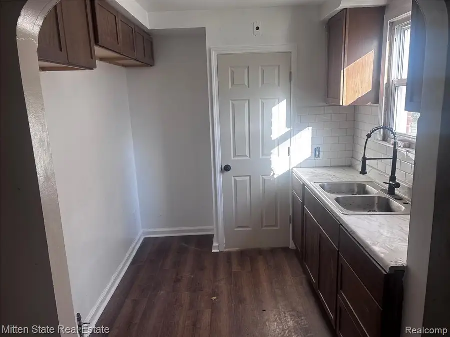 11724 Terry, Detroit, MI 48227 - #3
