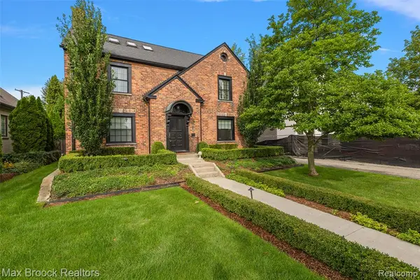 788 Pierce, Birmingham, MI 48009