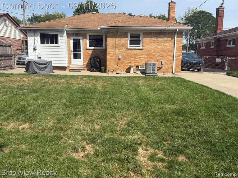18790 E 10 Mile, Eastpointe, MI 48021 - #3