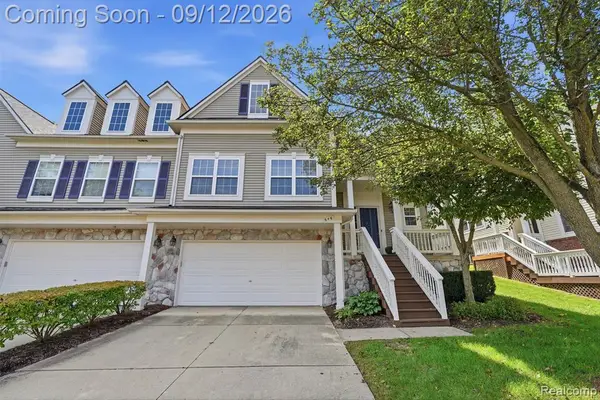 646 W Bluff, Rochester Hills, MI 48307