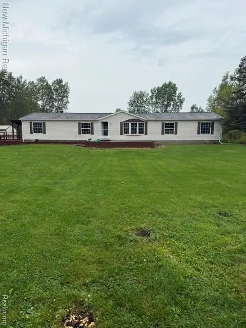 1169 Wheeler, Berlin, MI 48002