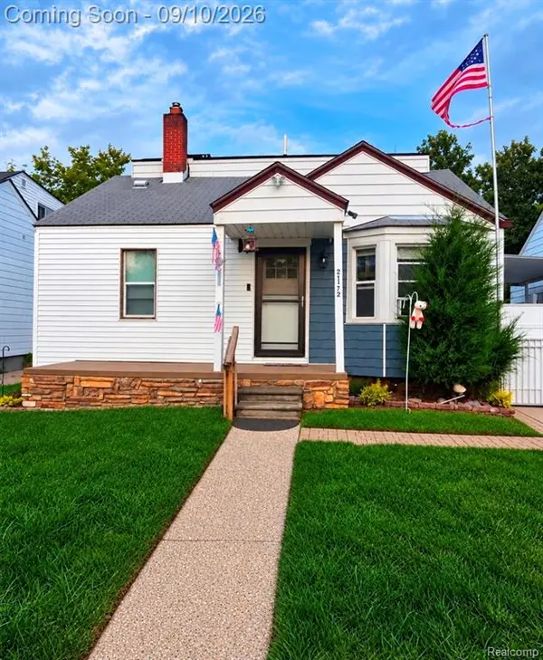 21172 Dexter, Warren, MI 48089
