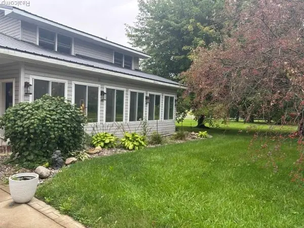 5737 Clinton Macon, Clinton, MI 49236