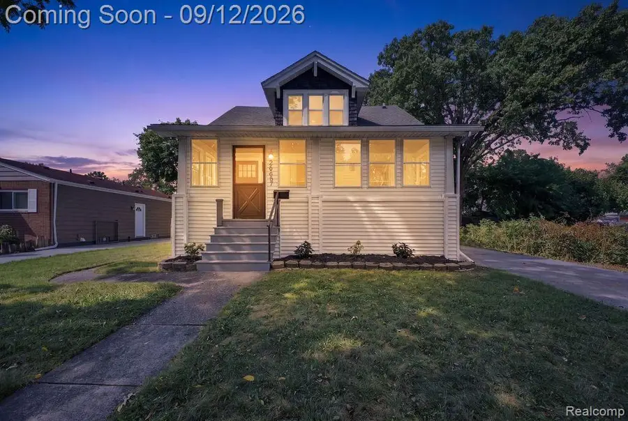 26657 Parkington, Roseville, MI 48066 - #3