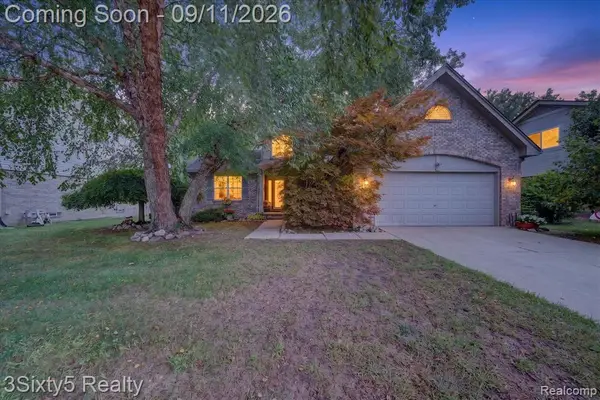 19149 Red Oak, Brownstown, MI 48193