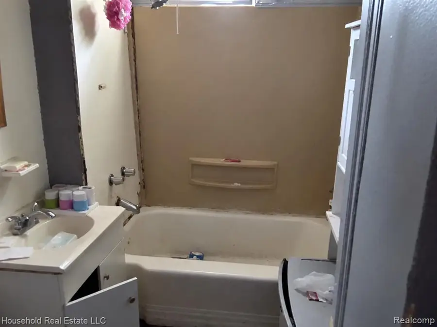 18581 Goddard, Detroit, MI 48234 - #3