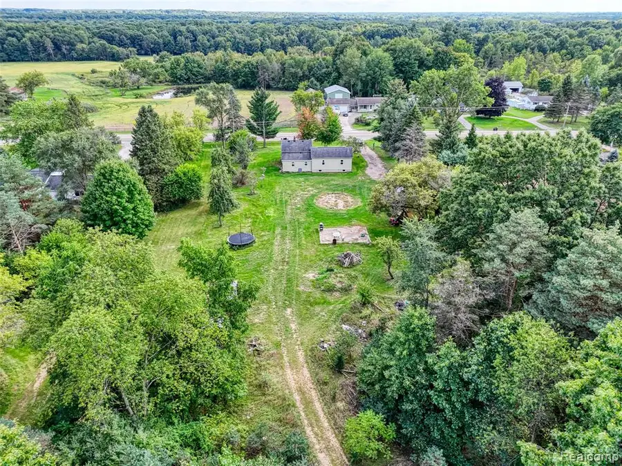 10173 E Mount Morris, Davison, MI 48423 - #3