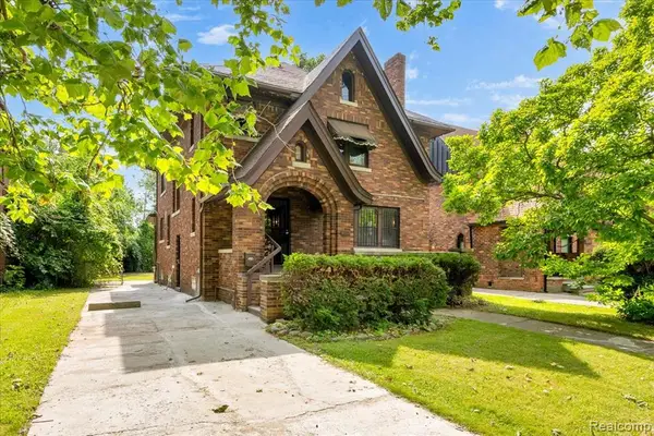 12725 Broadstreet, Detroit, MI 48238