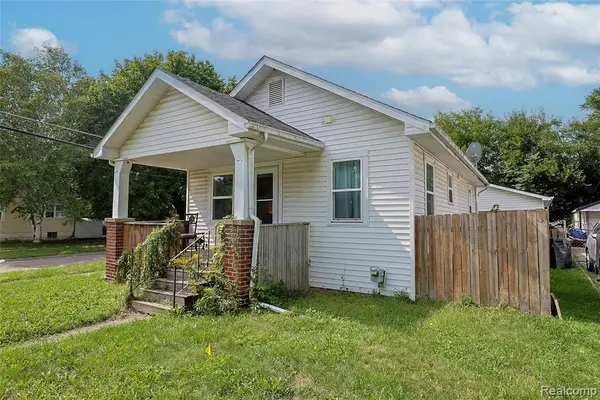 2301 Avon, Saginaw, MI 48602