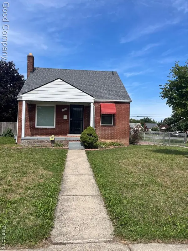 16711 Eastburn, Detroit, MI 48205