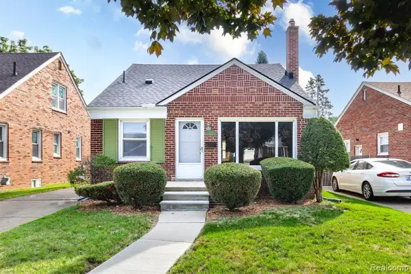 7671 Robinson, Allen Park, MI 48101