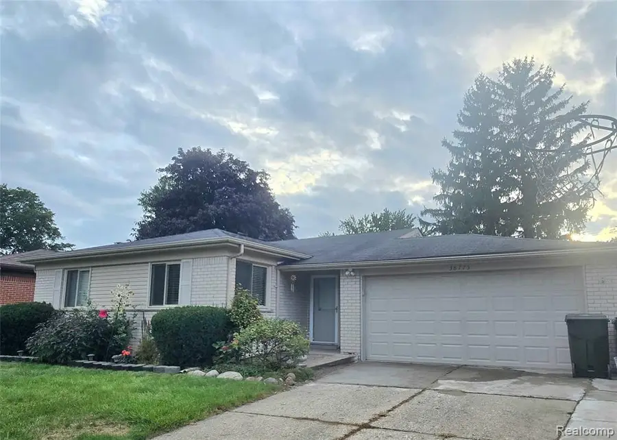 38775 Littlefield, Sterling Heights, MI 48312 - #3