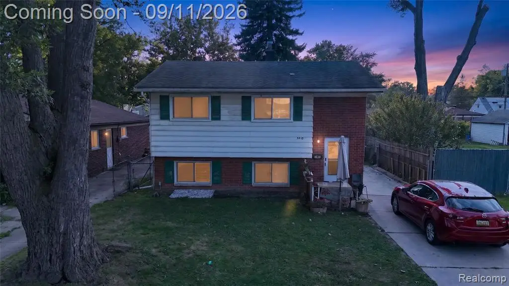 5418 Harding, Dearborn Heights, MI 48125 - #1