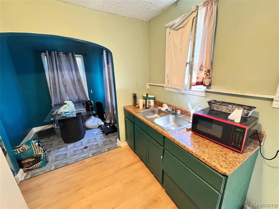 9183 Appoline, Detroit, MI 48228 - #2