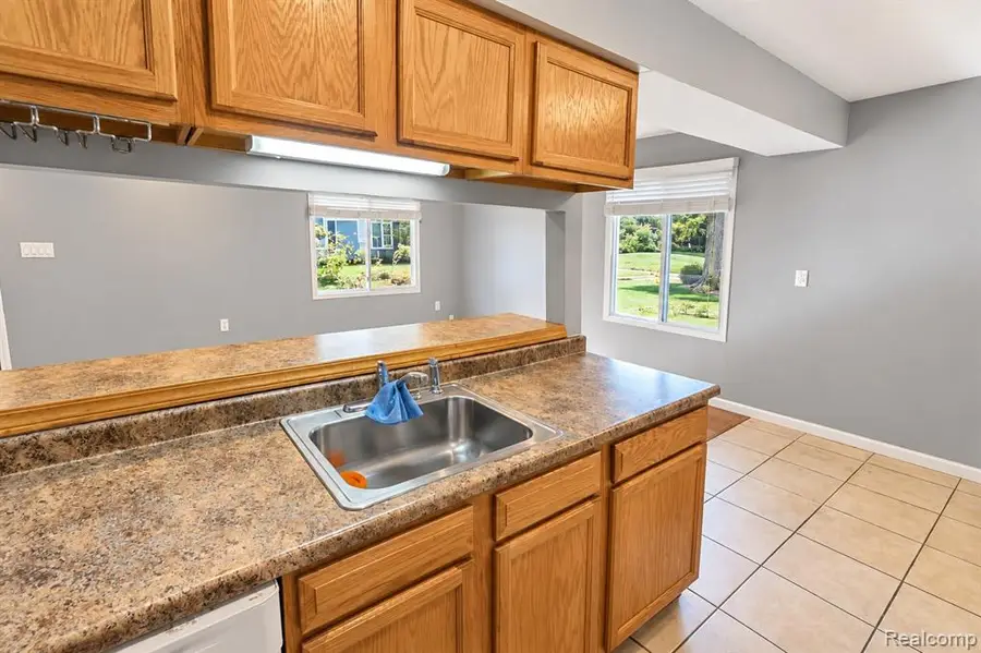 38173 Greenwood, Westland, MI 48185 - #2