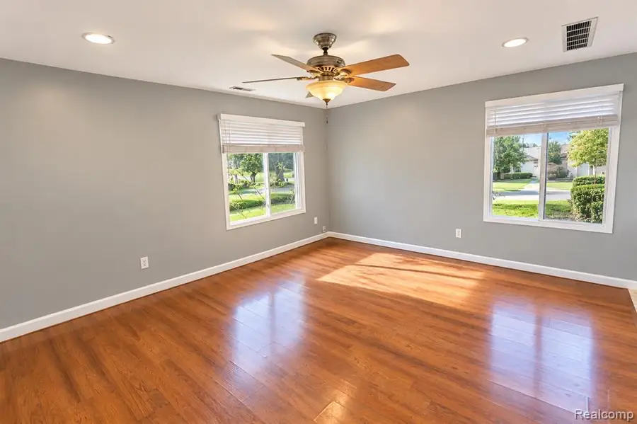 38173 Greenwood, Westland, MI 48185 - #3