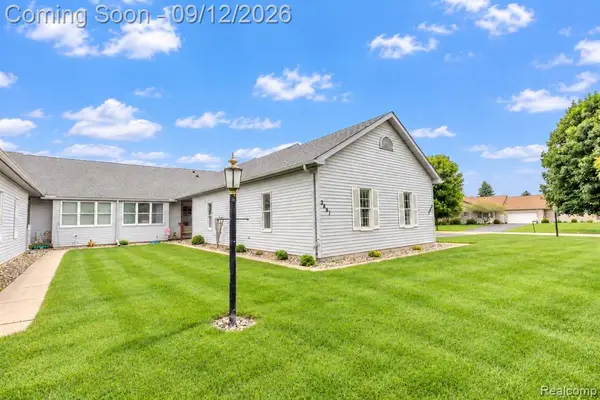 2887 Twelve Oaks, Charlotte, MI 48813