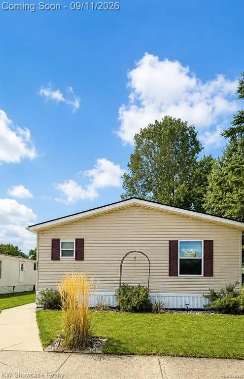 3326 Abbey, Wixom, MI 48393