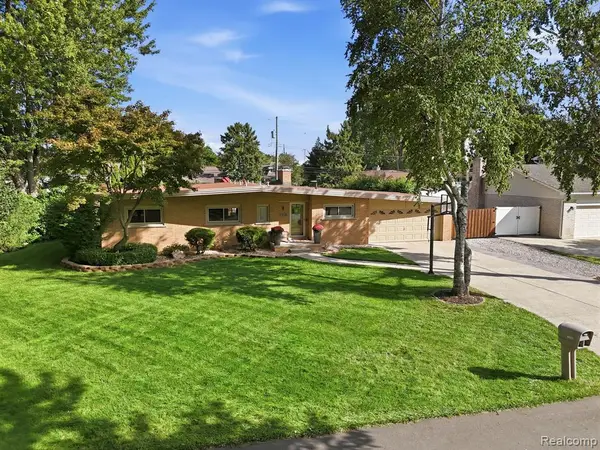 23090 Emmett, Taylor, MI 48180