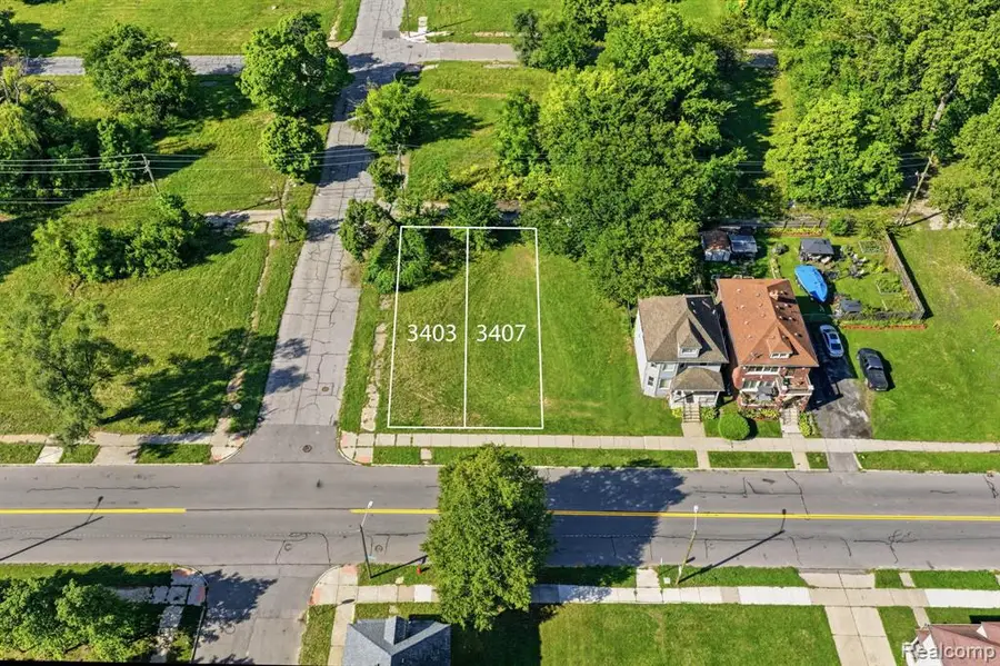 3063 Van Dyke, Detroit, MI 48214 - #3