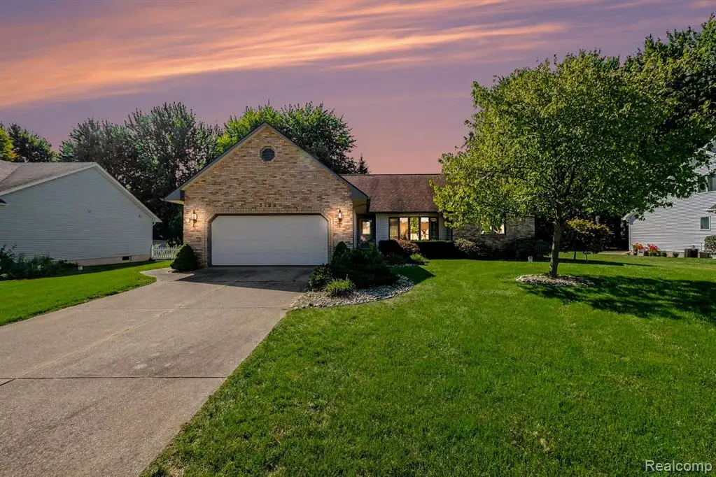 5129 Bloss, Swartz Creek, MI 48473 - #1