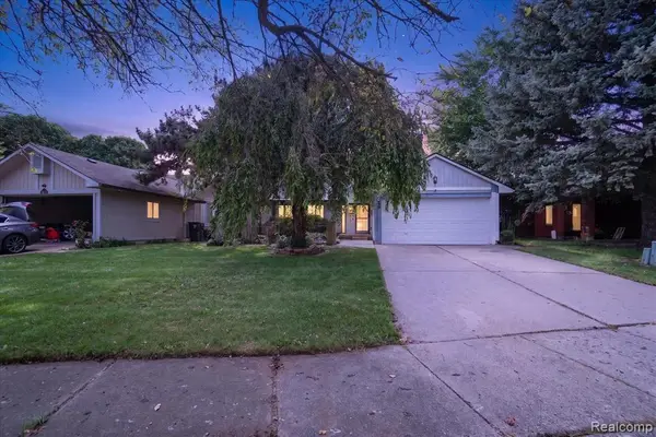 1608 Broad, Flint, MI 48503