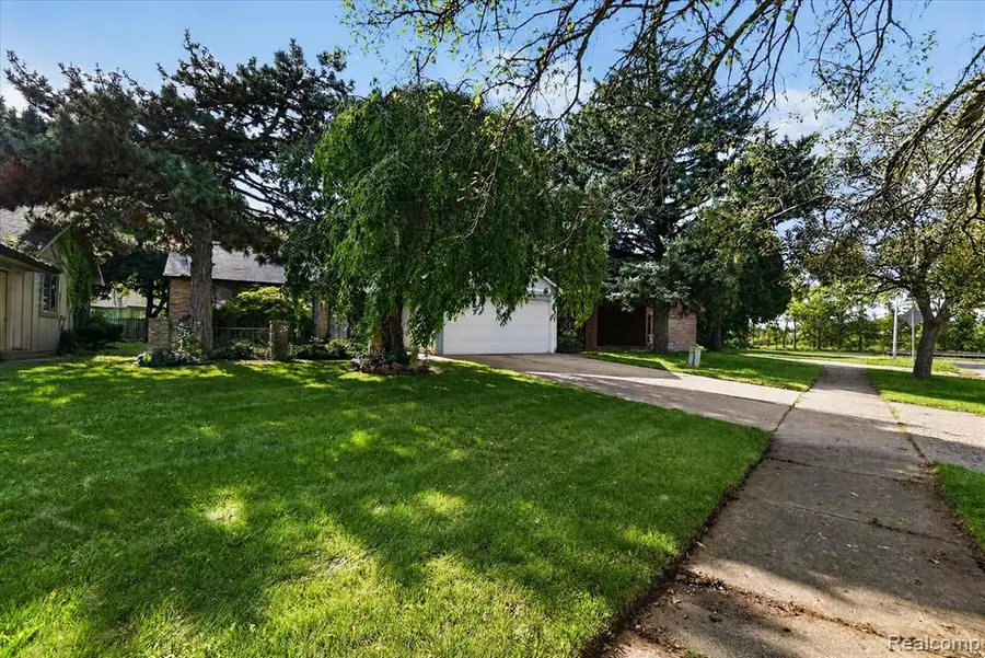 1608 Broad, Flint, MI 48503 - #2