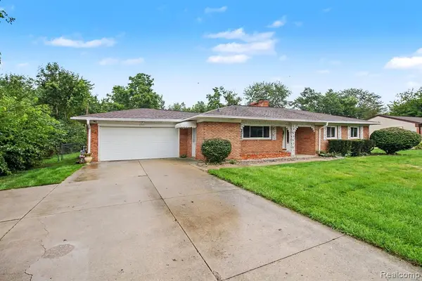 1254 Arrowhead, Burton, MI 48509
