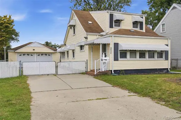 8425 Fenton, Dearborn Heights, MI 48127