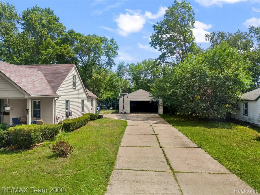 6196 N Gulley, Dearborn Heights, MI 48127 - #2