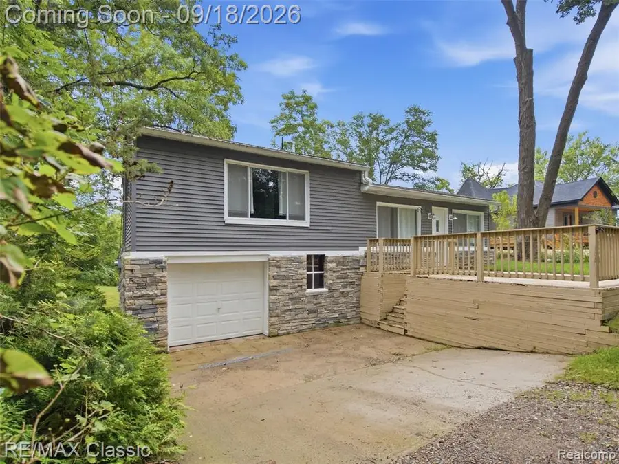 3980 Ben Hur, Brighton, MI 48114 - #3