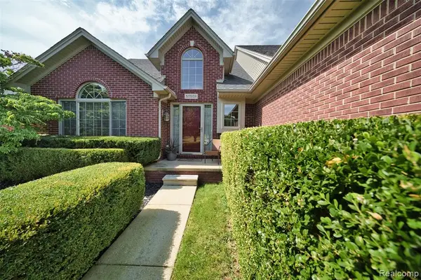 50569 Plaza, Macomb, MI 48042