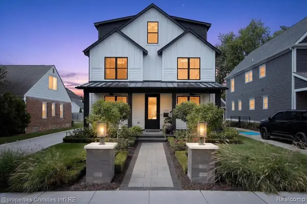 1470 Washington, Birmingham, MI 48009