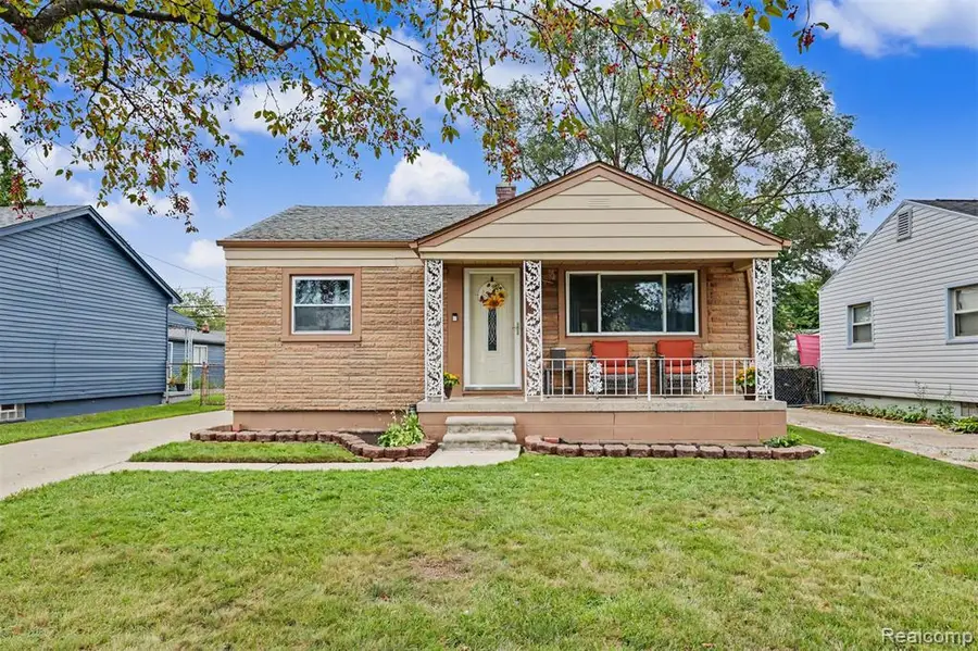 3605 20th, Wyandotte, MI 48192 - #2