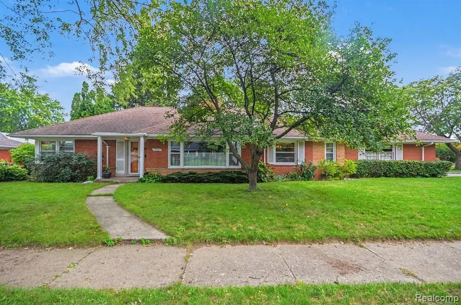 19925 E William, Grosse Pointe Woods, MI 48236 - #2