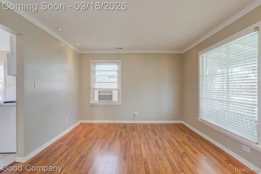 38 E Rowland, Madison Heights, MI 48071 - #3