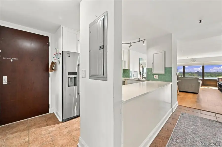 1001 W Jefferson #17I, Detroit, MI 48226 - #3
