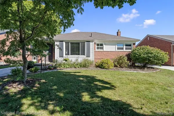 120 Charlotte, Royal Oak, MI 48073