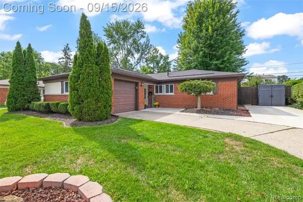 22947 Tuck, Farmington Hills, MI 48336