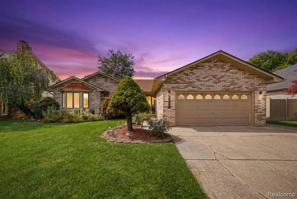 43459 Devin, Clinton, MI 48038 - #1