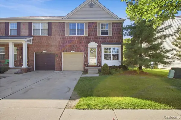 241 Tucker, Pontiac, MI 48341