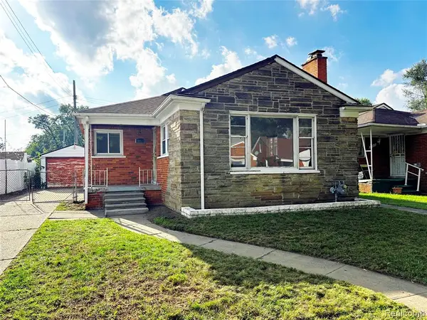 19435 Washburn, Detroit, MI 48221