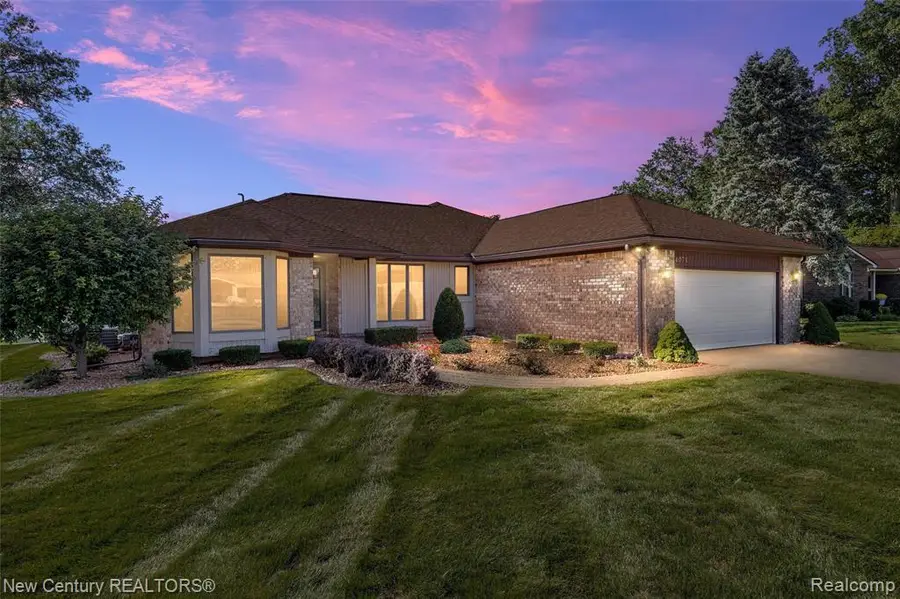4071 Chevron, Highland, MI 48356 - #2