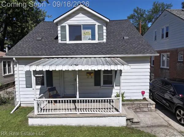 1125 E Hayes, Hazel Park, MI 48030