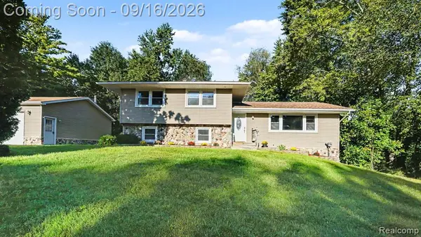 115 Argentine, Howell, MI 48843
